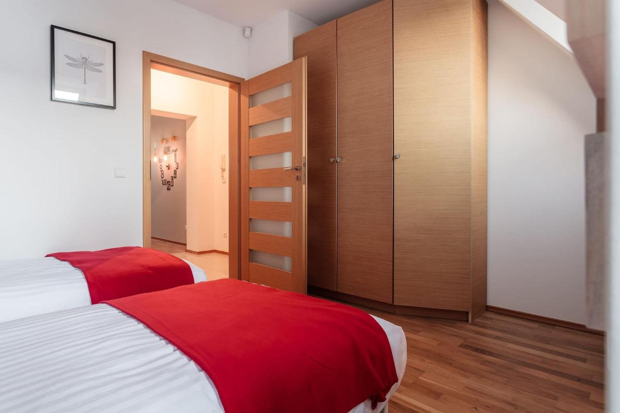 Rent Like - Malaszynskiego Apartment